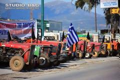 Έκλεισαν την Εθνική Ναυπλίου Μυκηνών οι αγροτοκτηνοτρόφοι Αργολίδος
