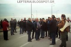 Για δεύτερη μέρα στους δρόμους η αγροτιά της Πιερίας