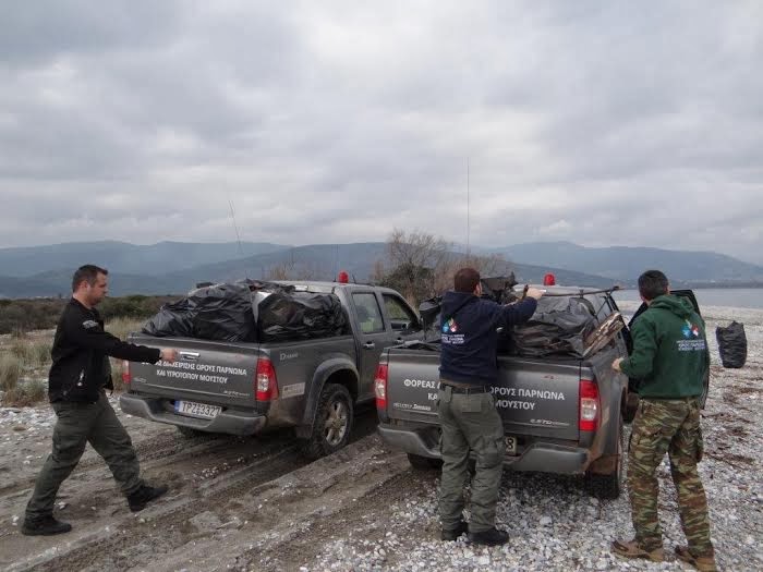 Απολογισμός του 1ου για φέτος καθαρισμού ακτής στον υγρότοπο Μουστού - Φωτογραφία 3