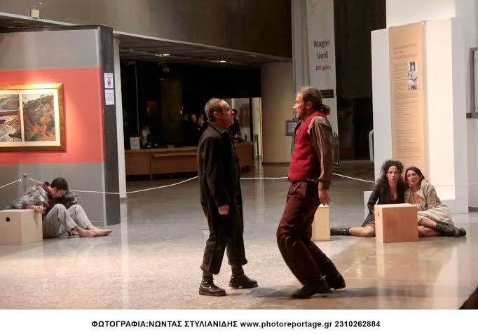 Οι Casuali παρουσιάζουν στο Τελλόγλειο την performance σωματικού θεάτρου - Φωτογραφία 3