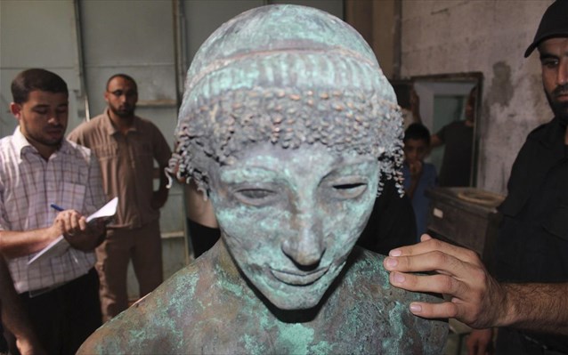 Σπάνιο άγαλμα του θεού Απόλλωνα στη Λωρίδα της Γάζας - Φωτογραφία 1