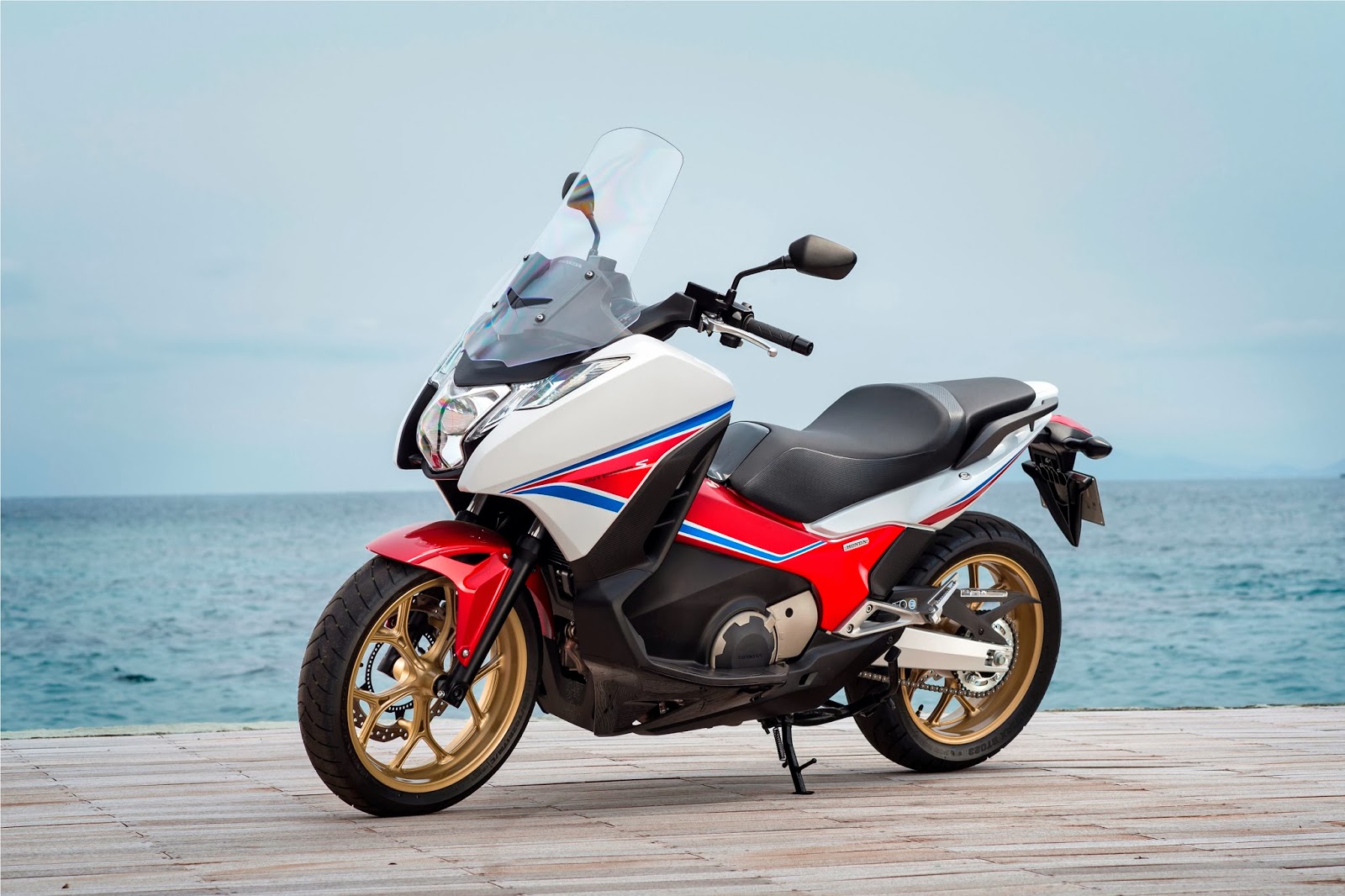 HONDA NC750D Integra - Φωτογραφία 4