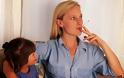 Eρευνα σοκ: Γεμάτα με καρκινογόνες ουσίες τα παιδιά των καπνιστών