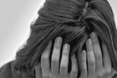 Θύματα ενδοοικογενειακής βίας το 75% των γυναικών που αναζητούν στήριξη - Στοιχεία «φωτιά»