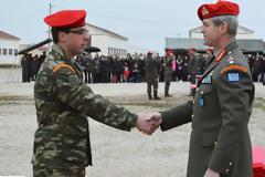 Κόκκινος μπερές στην 71η Ταξιαρχία