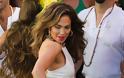 Jennifer Lopez: Στα «καυτά» παρασκήνια του βιντεοκλίπ για το τραγούδι του Μουντιάλ - Φωτογραφία 2