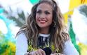 Jennifer Lopez: Στα «καυτά» παρασκήνια του βιντεοκλίπ για το τραγούδι του Μουντιάλ - Φωτογραφία 7