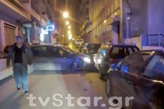 Τρελό ΙΧ σκόρπισε τον τρόμο στη Λαμία, παρέσυρε 5 αυτοκίνητα [Photos]