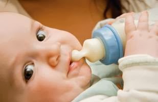 Γονείς προσοχή -  Ο ΕΟΦ ανακαλεί βρεφικό γάλα - Φωτογραφία 1