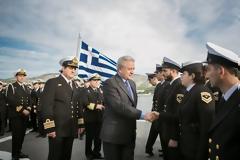 Χαιρετισμός ΥΕΘΑ Δημήτρη Αβραμόπουλου στο πλήρωμα της Φρεγάτας ΨΑΡΑ η οποία απέπλευσε για να συμμετάσχει στην επιχείρηση «ATALANTA»