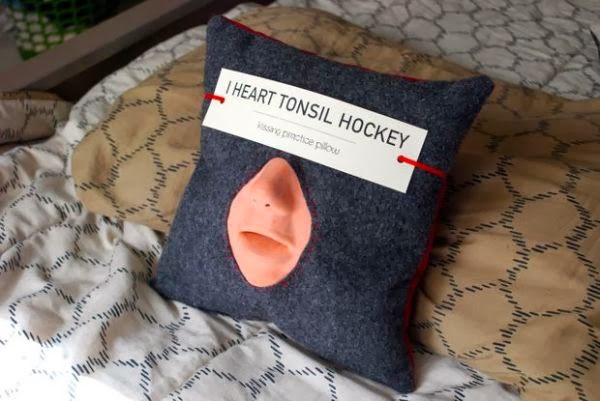 Δεν έχεις σύντροφο του Αγίου Βαλεντίνου; Πάρε μαξιλάρι… - Φωτογραφία 6