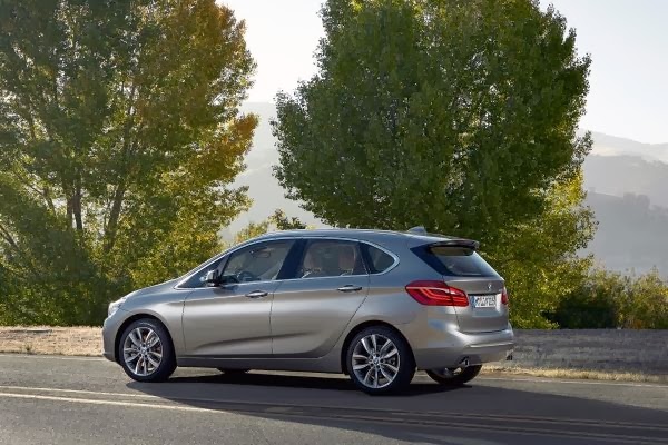 Νέα BMW Σειρά 2 Active Tourer - Φωτογραφία 9