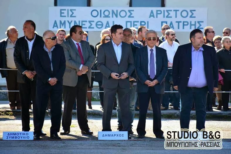 Ναύπλιο: Ορκωμοσία της 2014 Α' ΕΣΣΟ νεοσύλλεκτων οπλιτών Μηχανικού - Φωτογραφία 4