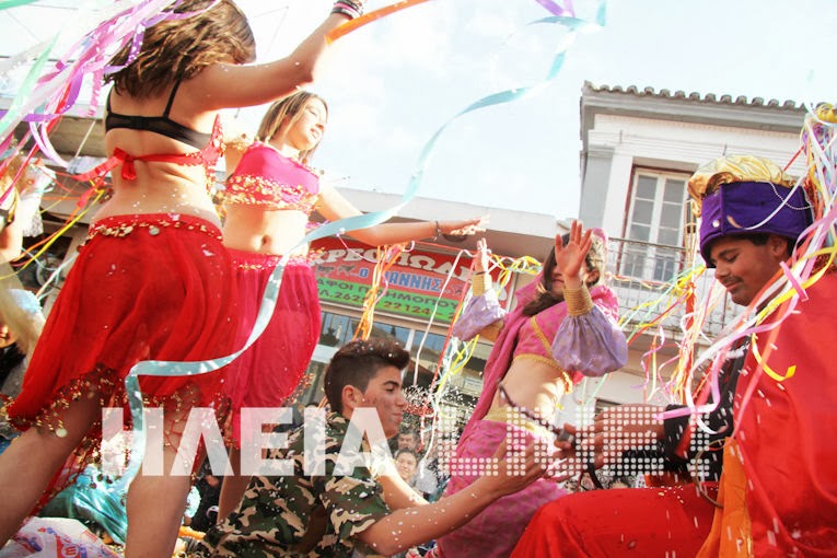 Καρναβαλικές εκδηλώσεις στην Κρέστενα - Φωτογραφία 1