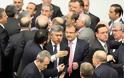 Τουρκία: Πέρασε, παρά τις αντιδράσεις, το νομοσχέδιο για τους δικαστές