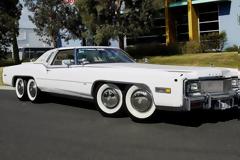 Πωλείται 8τροχη Cadillac με τζακούζι και μπάρμπεκιου!