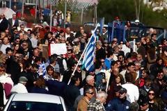 Στο μπλόκο Κουλούρας ο Πάνος Καμμένος...!!!