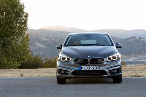 Η BMW στο 84ο Διεθνές Σαλόνι Αυτοκινήτου της Γενεύης 2014. - Φωτογραφία 1