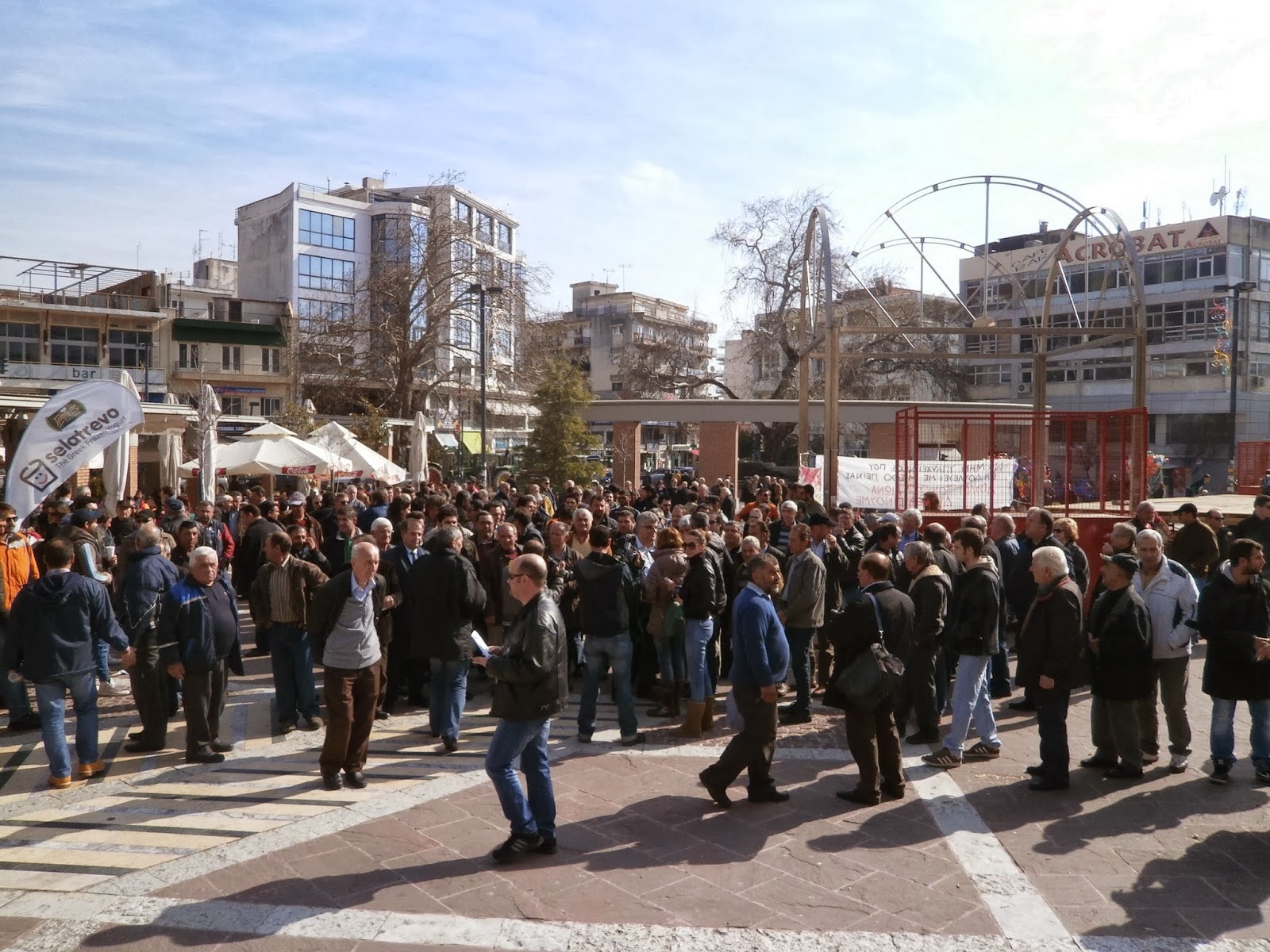 «Όργωσαν» την Ξάνθη με τα τρακτέρ τους οι αγρότες – Μηχανοκίνητη πορεία στην πόλη  [Video - Photos] - Φωτογραφία 9