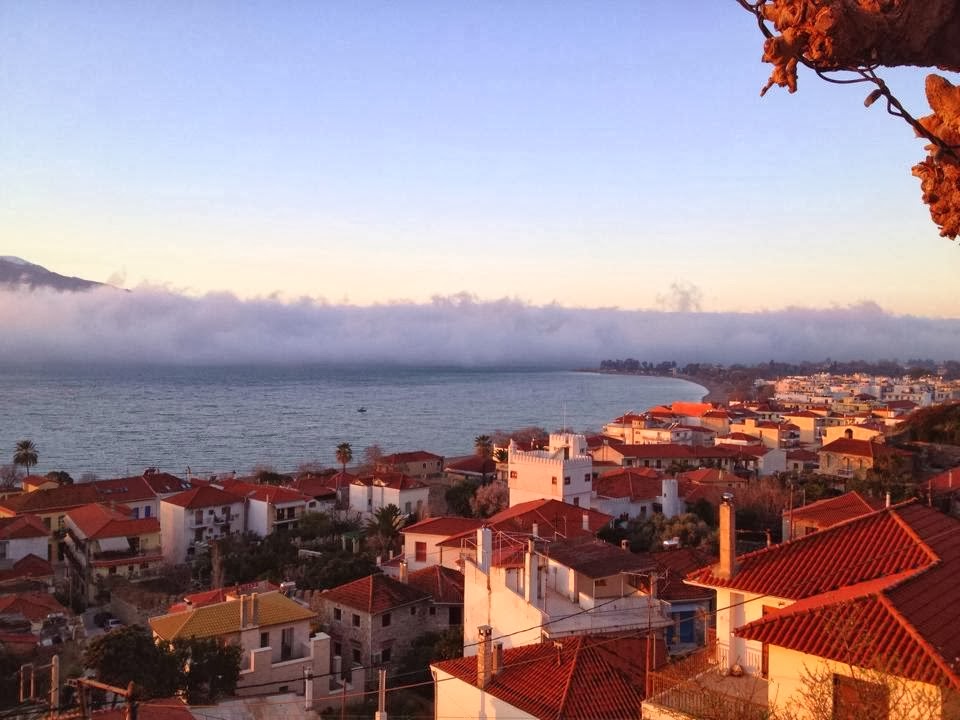 Ομίχλη στον Κορινθιακό ανοικτά της Ναυπάκτου! [Photos] - Φωτογραφία 3