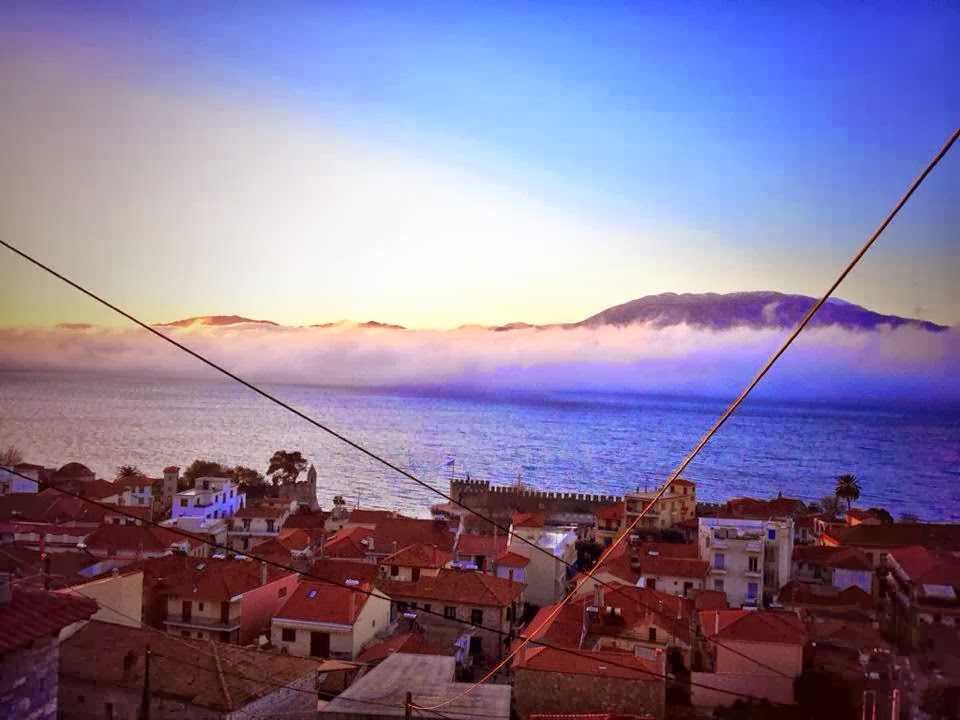 Ομίχλη στον Κορινθιακό ανοικτά της Ναυπάκτου! [Photos] - Φωτογραφία 4