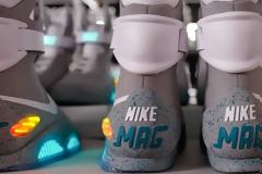 Έρχονται τα θρυλικά Nike από την ταινία «Επιστροφή στο Μέλλον», που θα δένουν τα κορδόνια μόνα τους [photos&video]
