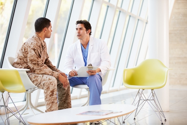 «Διπλό» πλαφόν στη συνταγογράφηση των στρατιωτικών ιατρών - Φωτογραφία 1