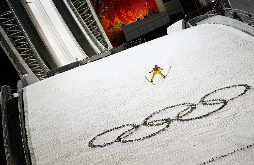 Οι πιο συναρπαστικές φωτογραφίες από τους χειμερινούς Ολυμπιακούς αγώνες στο Σότσι - Φωτογραφία 1