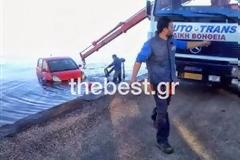 Γυναίκα έχασε τον έλεγχο του αυτοκινήτου και βρέθηκε στη θάλασσα