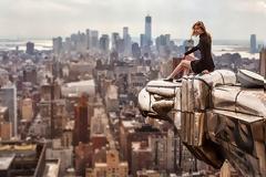 Εθισμένη στην αδρεναλίνη,  η φωτογράφος Lucinda Grange