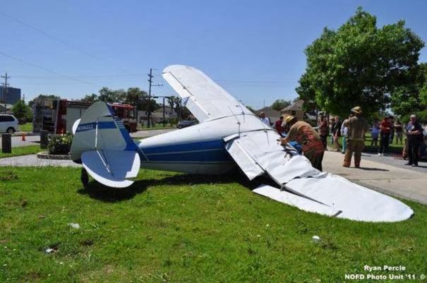 Σπάνιο τροχαίο ατύχημα στη Νέα Ορλεάνη - Φωτογραφία 5