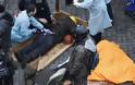 Φόβοι για νύχτα... κόλαση στην Ουκρανία! - Οι διαδηλωτές κρατούν 67 αστυνομικούς αιχμάλωτους – Δεν έχει τέλος η αιματοχυσία - Φωτογραφία 15