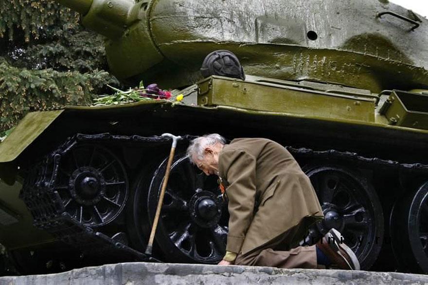 30 φωτογραφίες που συγκλόνισαν την ανθρωπότητα... - Φωτογραφία 22