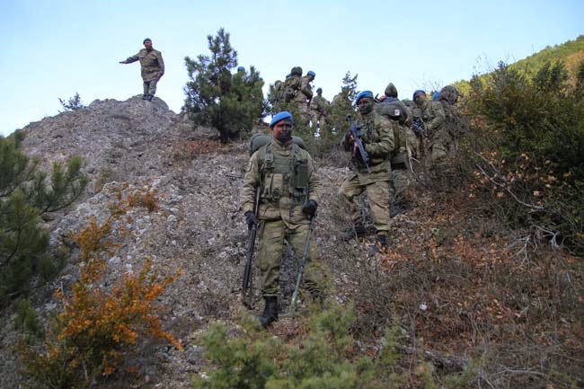 Εκπαίδευση Τούρκων Καταδρομών, κόντεψε να μετατραπεί σε…Οθωμανικό! - Φωτογραφία 2