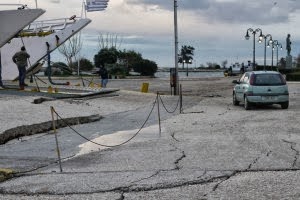 Οι ισχυροί σεισμοί στην Κεφαλονιά μετατόπισαν το Ληξούρι - Φωτογραφία 1