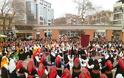 Μύρισε παράδοση στο κέντρο της Ξάνθης – Παρέλαση λαογραφίας στην Κεντρική Πλατεία [video] - Φωτογραφία 1