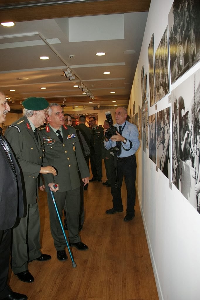 ΠΑΡΟΥΣΙΑ ΑΡΧΗΓΟΥ ΓΕΕΘΑ ΣΤΑ ΕΓΚΑΙΝΙΑ ΤΗΣ ΕΚΘΕΣΗΣ «50 ΧΡΟΝΙΑ ΕΘΝΙΚΗ ΦΡΟΥΡΑ 1964-2014» - Φωτογραφία 6