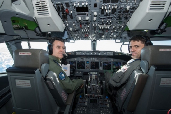 Επισήμως στη δύναμη της ΤΗΚ το Boeing 737 AEW&C ! (φώτο) - Φωτογραφία 6