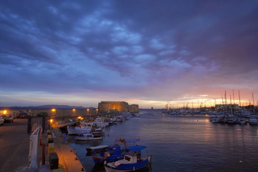 Aπίστευτη ανατολή στο λιμάνι του Ηρακλείου - Εικόνες βγαλμένες από παραμύθι - Φωτογραφία 2