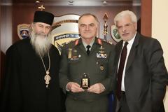 Έχε γεια Αρχηγέ!  Άρθρο του Συγγραφέα Ιωάννη Κορνιλάκη
