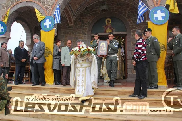 ΦΩΤΟ: Επέτειος των εγκαινίων του Ιερού Ναού Αγίου Θεοδώρου του Βυζαντίου στο Στρατηγείο της 98 ΑΔΤΕ - Φωτογραφία 3