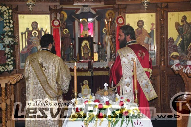 ΦΩΤΟ: Επέτειος των εγκαινίων του Ιερού Ναού Αγίου Θεοδώρου του Βυζαντίου στο Στρατηγείο της 98 ΑΔΤΕ - Φωτογραφία 7