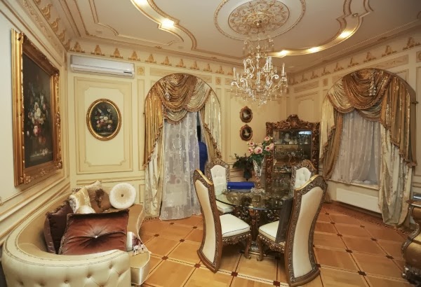 Μέσα στη χλιδή ζούσε ο Βίκτωρ Γιανουκόβιτς. Μέχρι και η τουαλέτα του ήταν χρυσή [Photos - Video] - Φωτογραφία 10