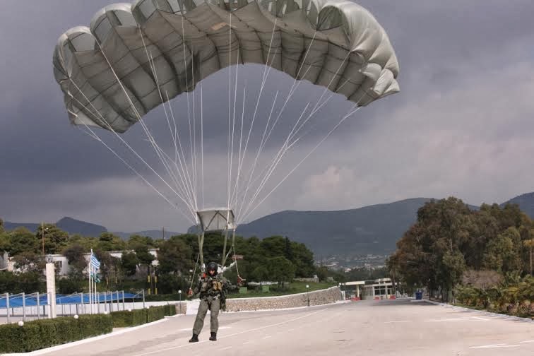 ΕΠΙΣΚΕΨΗ ΥΠΑΜ ΣΕΡΒΙΑΣ ΣΤΟ ΚΕΕΔ - Φωτογραφία 10