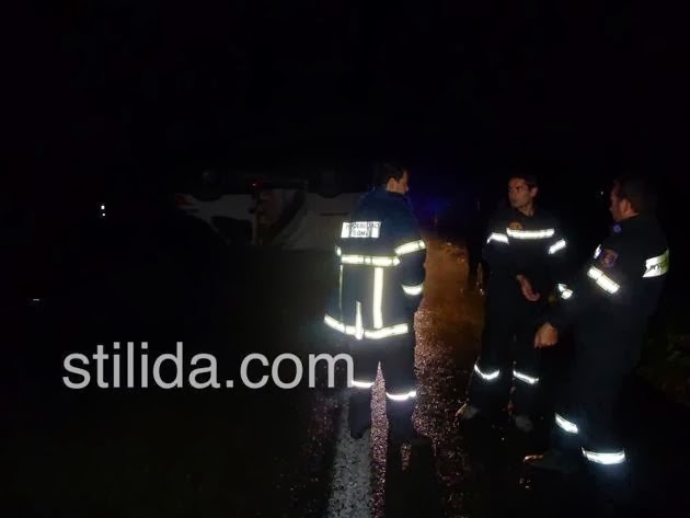 Τροχαίο τα ξημερώματα στον Καραβόμυλο [Photos] - Φωτογραφία 4