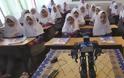 Ρομπότ στο Ιράν διδάσκουν στους μαθητές την «τέχνη» της προσευχής