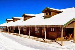 Στιγμές χαλάρωσης αλλά και διασκέδασης στο Chalet 1750 του Χιονοδρομικού Κέντρου Καλαβρύτων