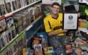 Ο άνθρωπος με τη μεγαλύτερη συλλογή βιντεοπαιχνιδιών στον κόσμο - Φωτογραφία 1