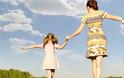 5 πράγματα που μια μαμά δεν πρέπει να κάνει ποτέ μπροστά στην κόρη της!