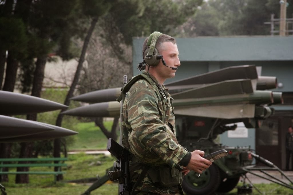 ΠΑΡΟΥΣΙΑ ΑΡΧΗΓΟΥ ΓΕΕΘΑ ΣΤΗΝ ΤΕΛΕΤΗ ΓΕΝΕΘΛΙΑΣ ΗΜΕΡΑΣ ΤΗΣ 180 ΜΚ/Β «HAWK» - Φωτογραφία 8